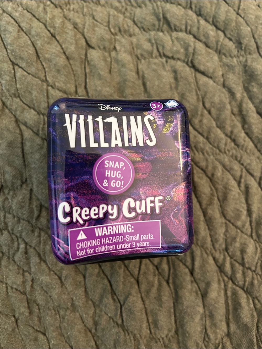 Cutie Cuff Disney Villains Creepy Cuff -  Collectible Snap Bracelet Unopened